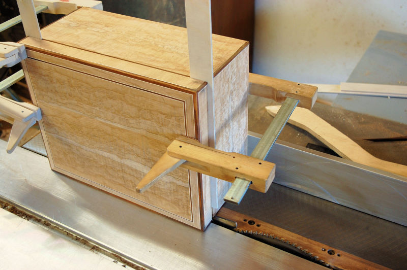 Zigarren Humidor handwerkliche Herstellung aus Massivholz bei Stefan Sonntag in Augsburg, Bayern